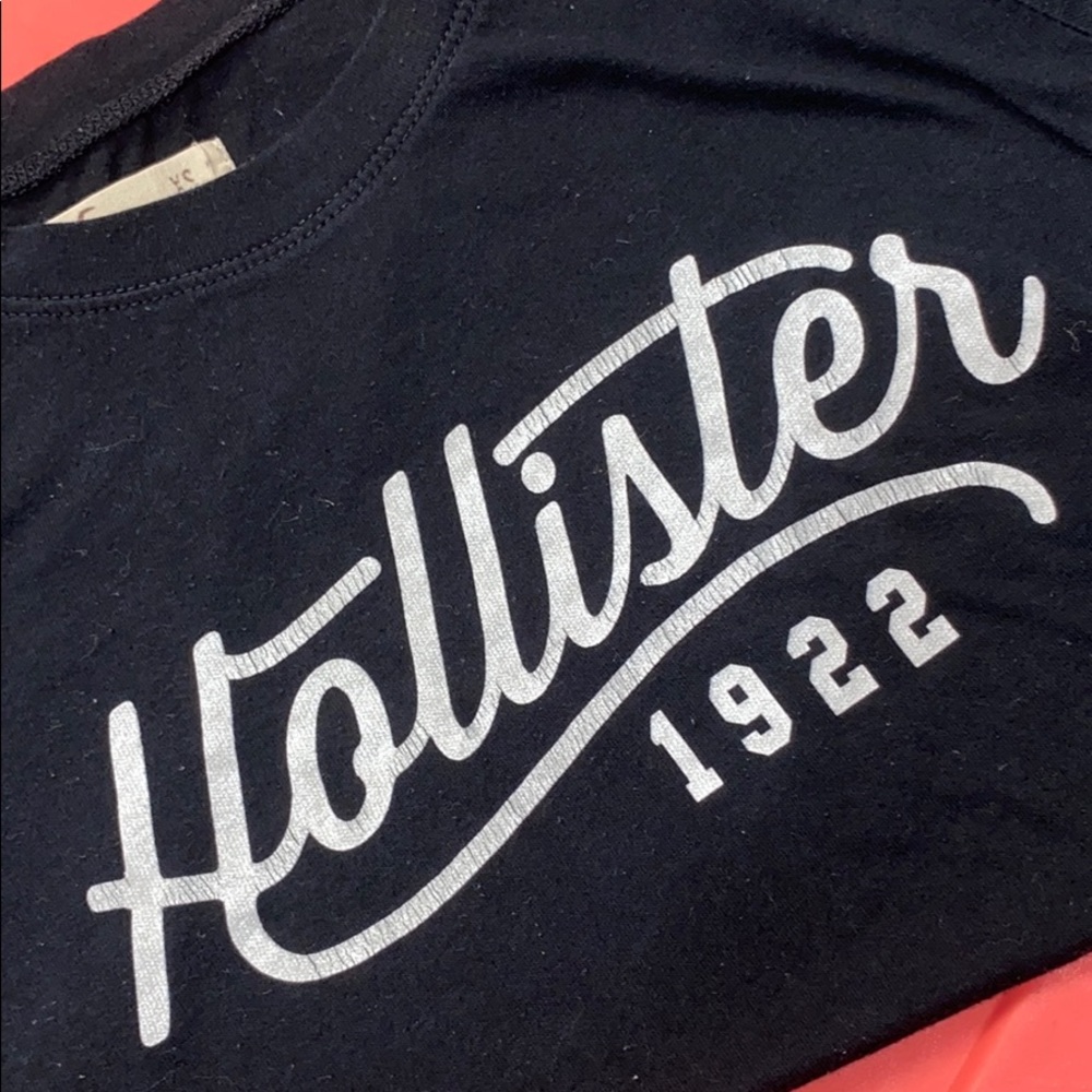Sold☀️Hollister old school t-shirt